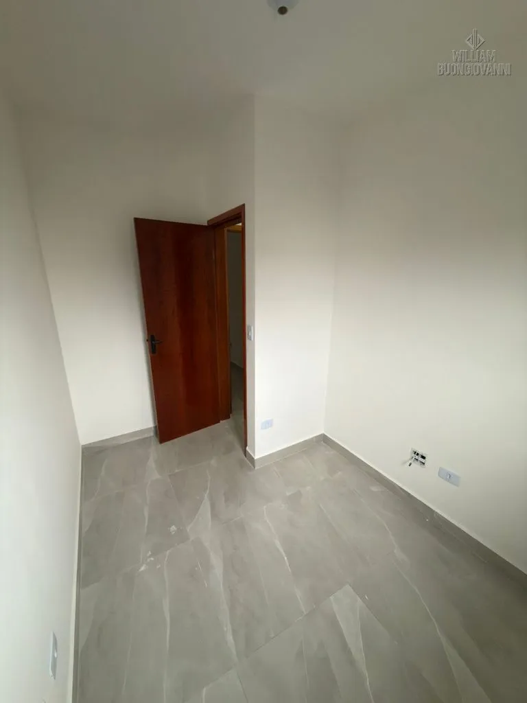 Imagem Casa de Condomínio com Quintal e Churrasqueira!!