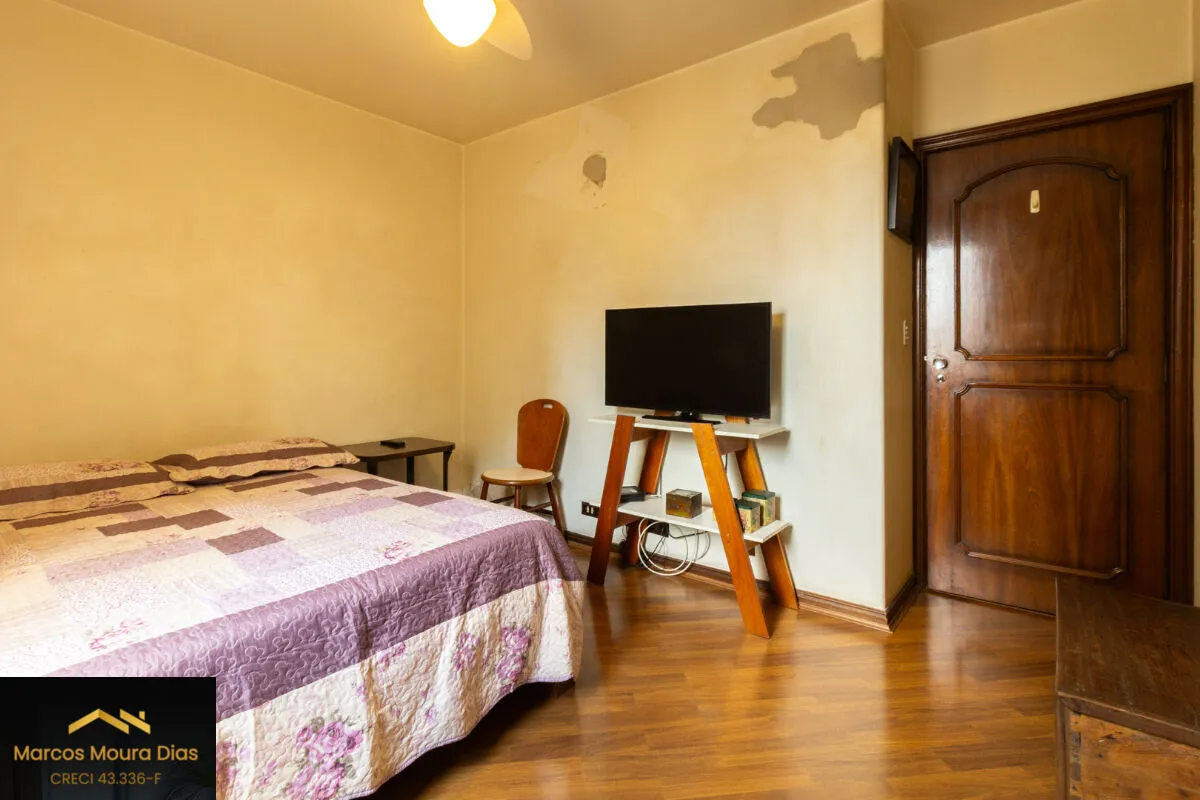 Imagem Apartamento em Perdizes com 4 Dormitórios ( 1 suíte) com 136m² e 2 Vagas. Edifício com Piscina e Portaria 24 hs