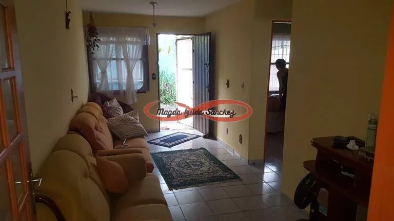 Imagem CASA MOBILIADA À VENDA EM ITANHAÉM – PORTEIRA FECHADA.
