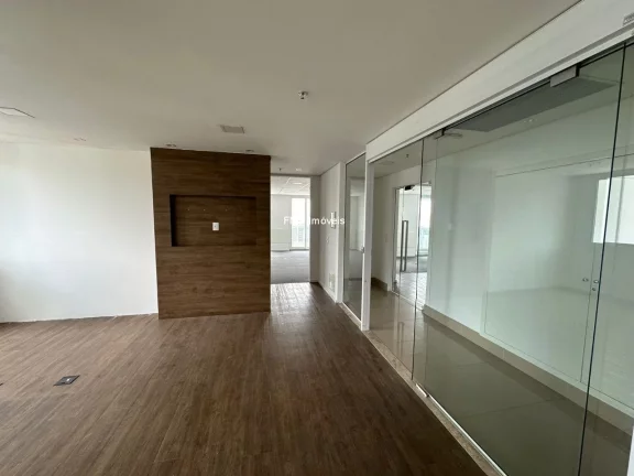 Imagem Conjunto Comercial na Chácara Santo Antônio de 316m²