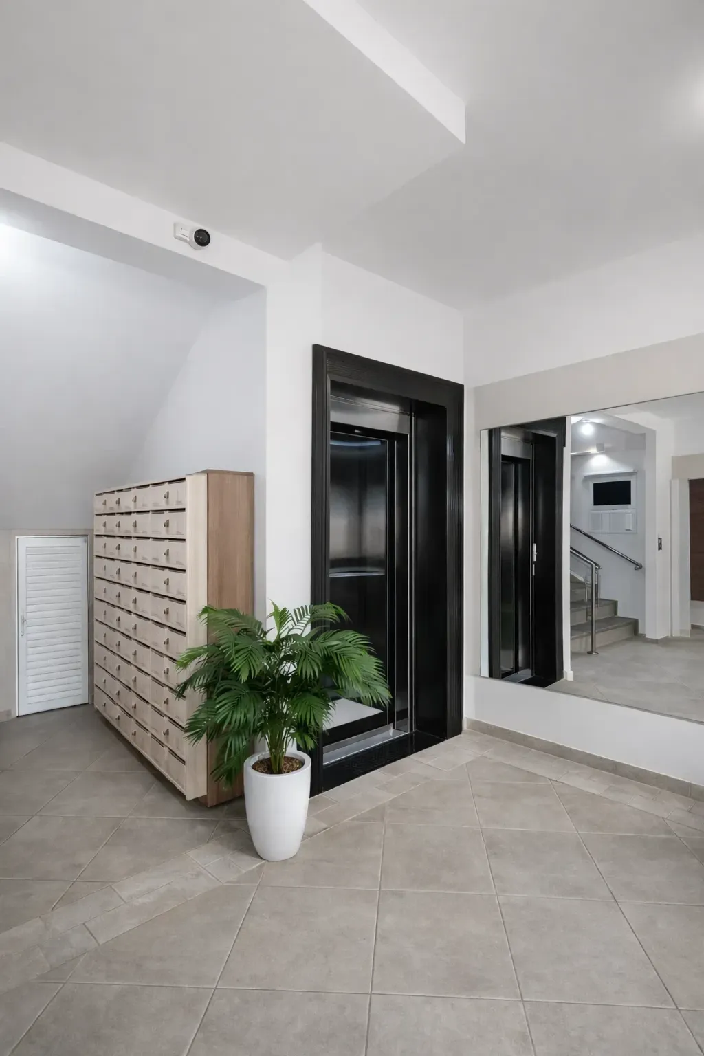 Imagem Apartamento com 1 Quarto à Venda, Locação ou Temporada, 40 m² em Centro - Florianópolis