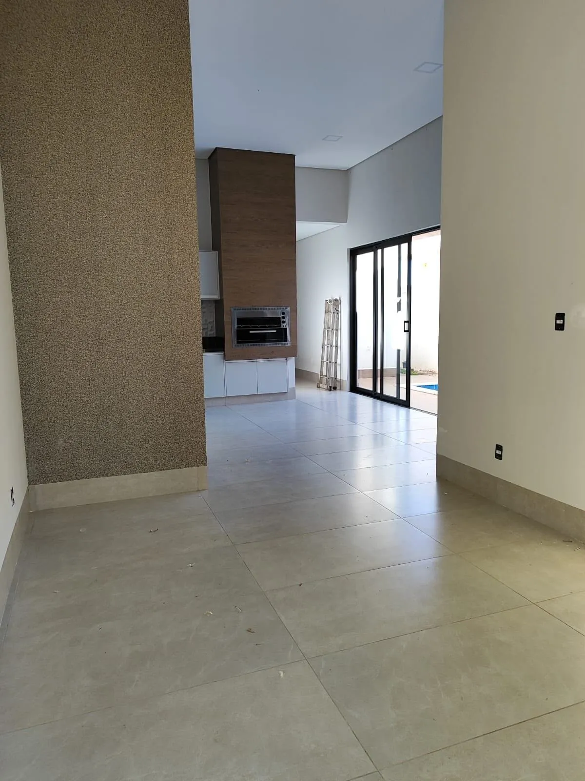 Imagem Casa 3 Quartos sendo 1 Suíte Condomínio Belvedere II Bairro Jardim Imperial