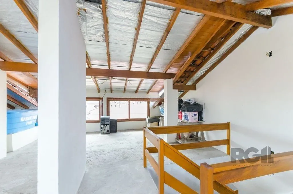 Imagem Casa em Condomínio, 166m² - 3 dormitórios, 2 vagas no bairro Guarujá