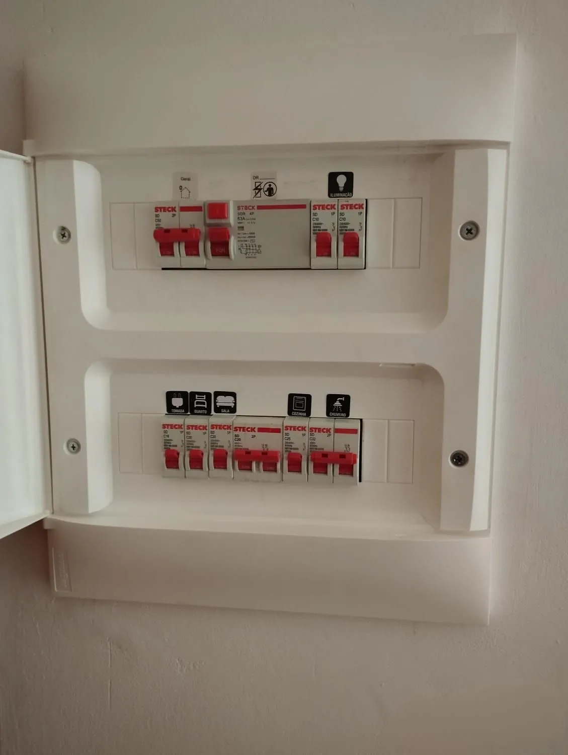 Imagem Apartamento de 2 dormitórios com dependência - 75 m² | Rua Riachuelo