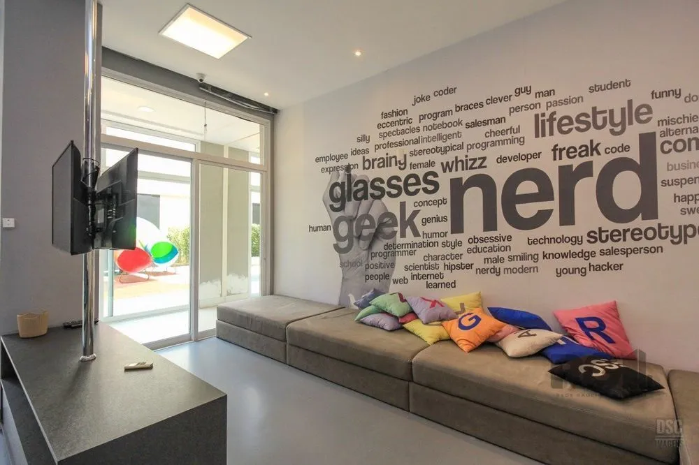 Imagem Apartamento com 3 suítes e 161m² à venda em Petrópolis, Porto Alegre.