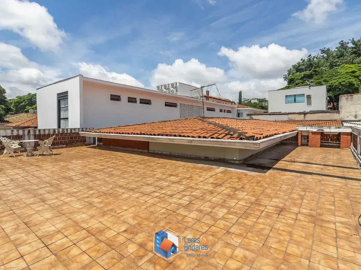 Imagem Casa para venda em Vila Inah com 3 quartos, sendo 1 suíte, 280m²