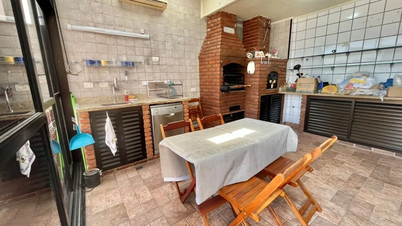 Imagem Cobertura com 4 Quartos à Venda, 444 m² em Gonzaga - Santos
