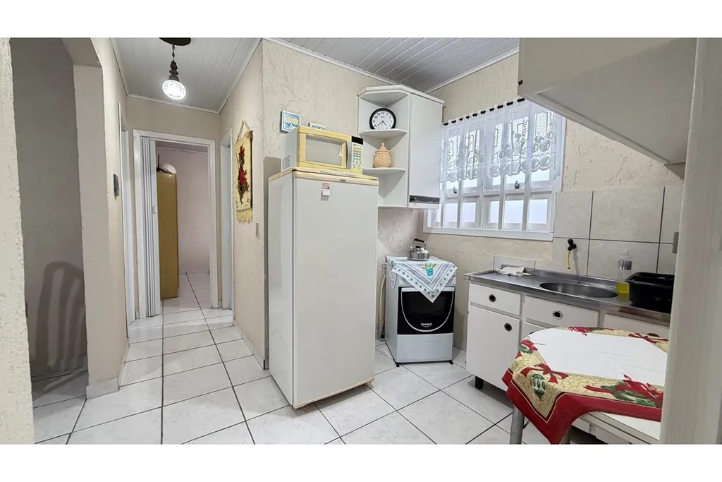Imagem Casa à venda em Xangri-Lá, Centro, com 5 quartos, 224,44m2