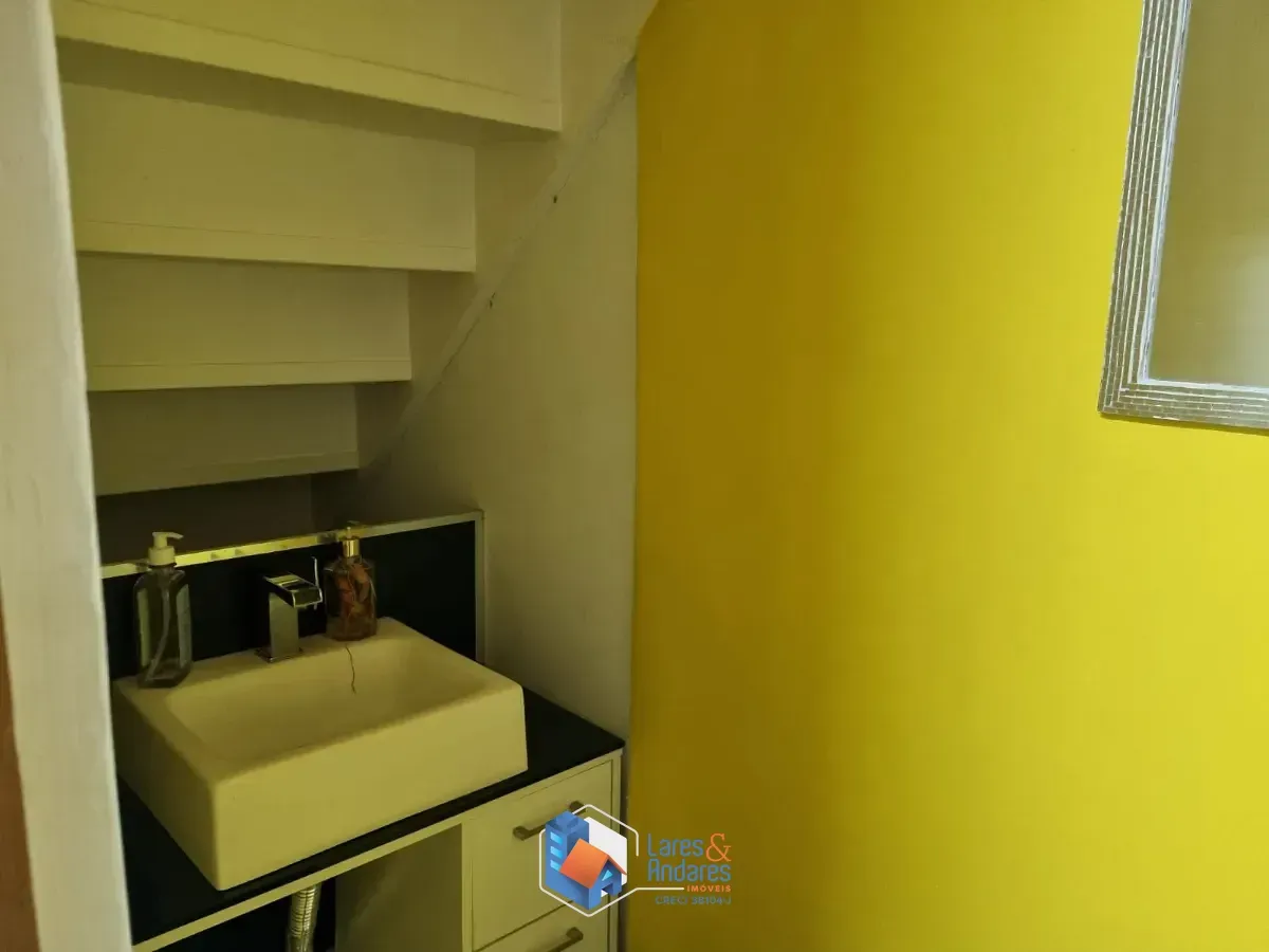 Imagem Sobrado para venda em Vila Mariana com 2 quartos, 180m²