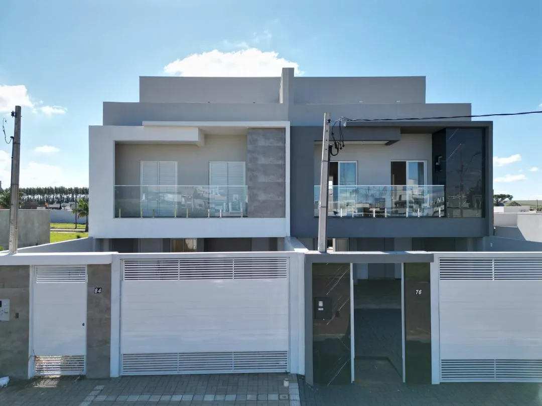 Imagem Sobrado de 248m² com Piscina em Cascavel - Recanto Tropical III - Venda