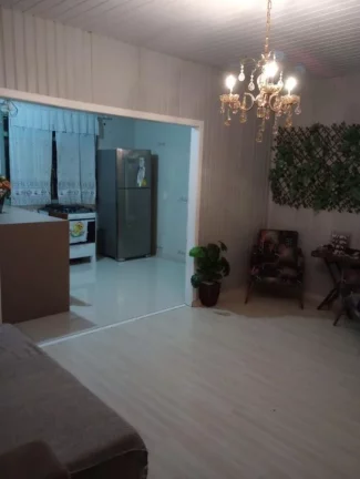 Imagem Casa para Venda em Concórdia, Centro, 3 dormitórios, 1 suíte, 2 banheiros