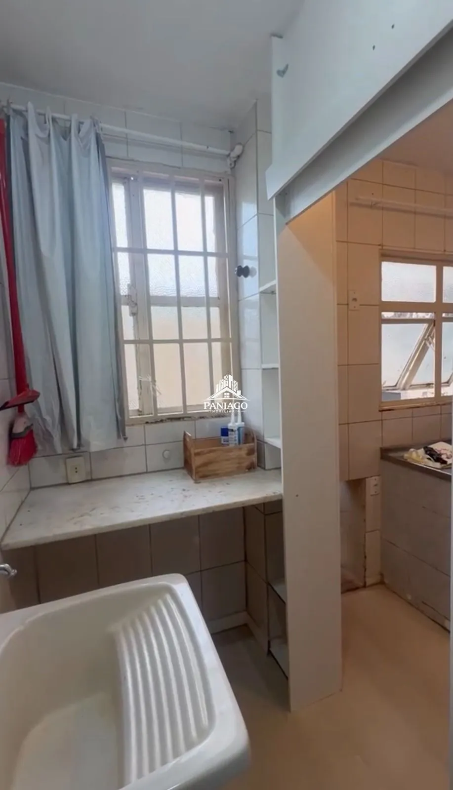 Imagem Apartamento Reformado para Locação com 2 Quartos, Suíte, Escritório