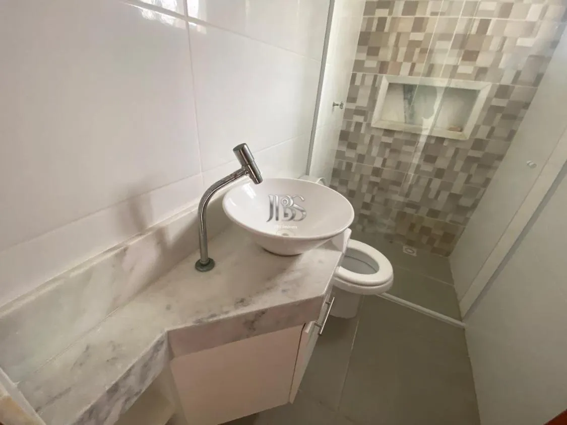 Imagem SOBRADO LADO PRAIA 2 SUITES E COM PISCINA PARA LOCAÇÃO DEFINITIVA NO LOTY EM ITANHAÉM