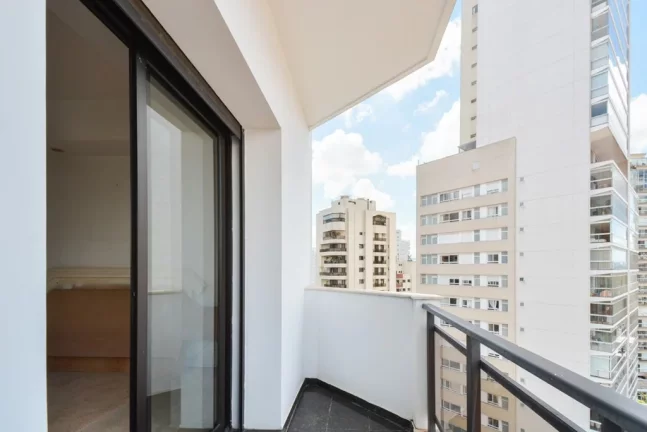 Imagem Apartamento à venda em São Paulo, Pacaembu, com 4 quartos, 274m2