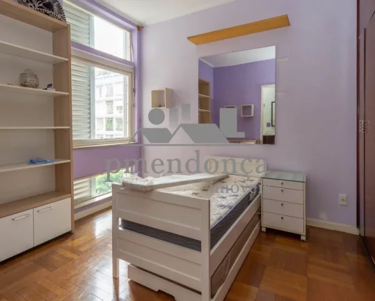 Imagem Apartamento em Higienópolis com 3 quartos (1 suíte) e 1 vaga, 260m²