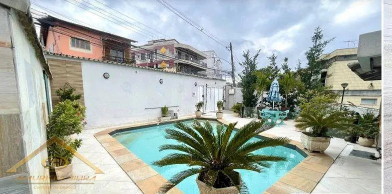 Imagem Casa para Venda em Rio de Janeiro / RJ no bairro Jardim Guanabara