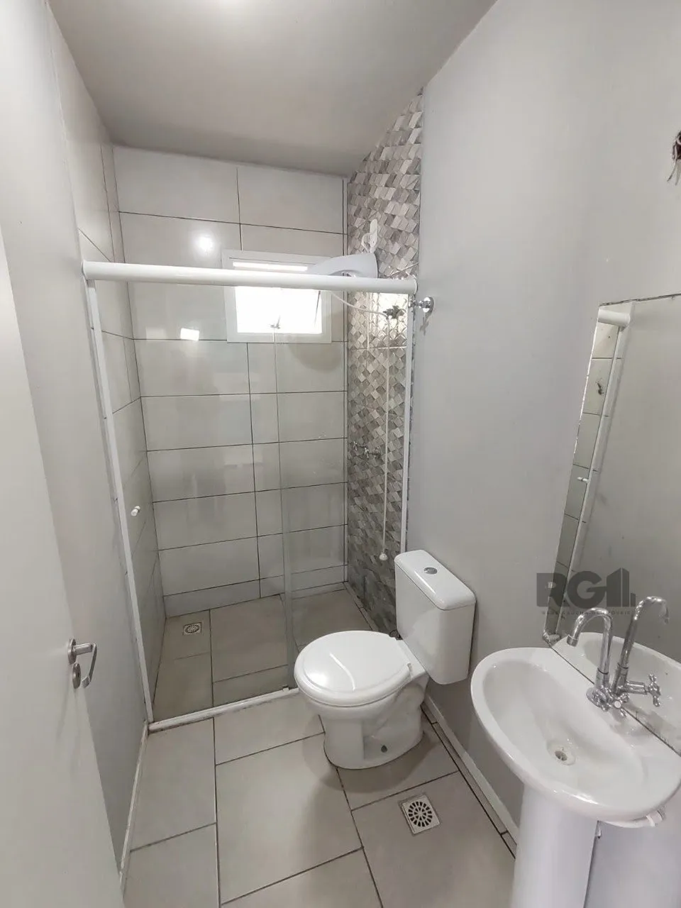 Imagem Casa em Condomínio à Venda no Bairro São Lucas, Viamão