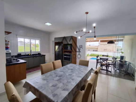 Imagem Casa térrea com 3 dormitórios, sendo 1 suíte Imóvel com terreno amplo, de 510m² na esquina Ampl...