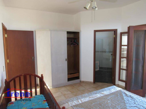 Sobrado com 6 Quartos à Venda, 592 m² em Grandesp - Itanhaém