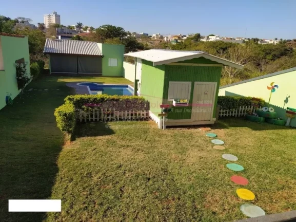 Imagem Chácara com 2 casa de campo - INVESTIMENTO pra você que quer morar ou aluga