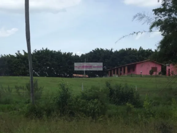 Imagem Terreno com 24.200m2 ( 1 alqueire ) a 5 km do centro da cidade.- PRÓXIMO ao condomínio Portal das ...