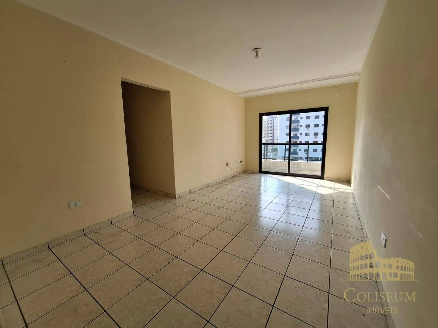 Imagem Apartamento com 2 dormitórios para alugar, 80 m² por R$ 3.200,00/mês - Vila Guilhermina - Praia Grande/SP