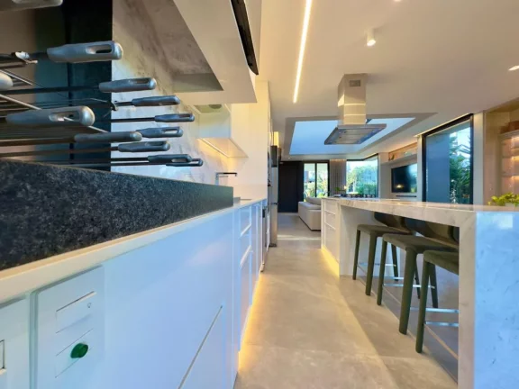Imagem Casa em Condominio 3 Dormitórios - Bairro Atlantida