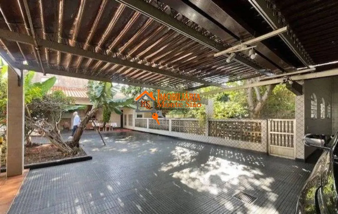 Imagem Casa com 3 dormitórios à venda, 860 m² por R$ 1.200.000 - Jardim do Papai - Guarulhos/SP