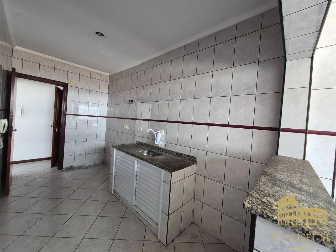 Imagem Apartamento com 2 dormitórios para alugar, 80 m² por R$ 2.600,00/mês - Tupi - Praia Grande/SP