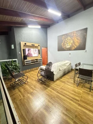 Imagem Casa com 3 dormitórios à venda por R$ 800.000,00 - Alto do Trindade - Itumbiara/GO