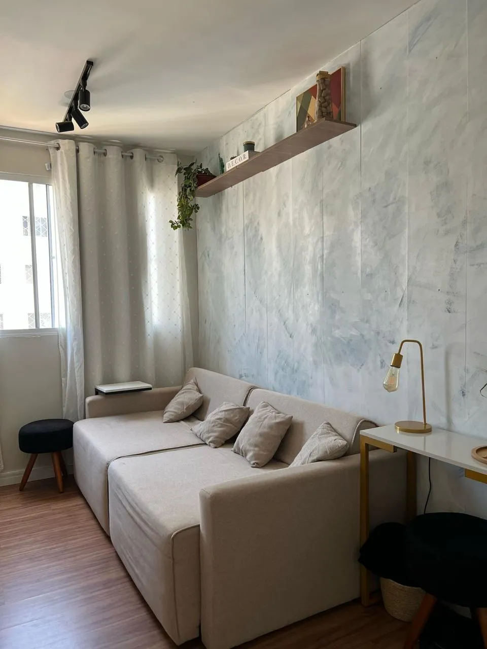 Imagem VENDO LINDO APARTAMENTO DE DOIS DORMITÓRIOS NA AV. MIGUEL YUNES!!
