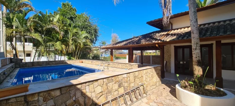 Imagem Excelente Casa em condomínio Fechado