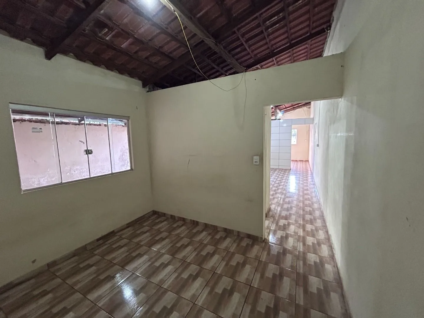 Imagem Casa com 1 dormitório para alugar, 60 m² por R$ 1.000,00/mês - Antônio Caixeta - Patos de Minas/MG