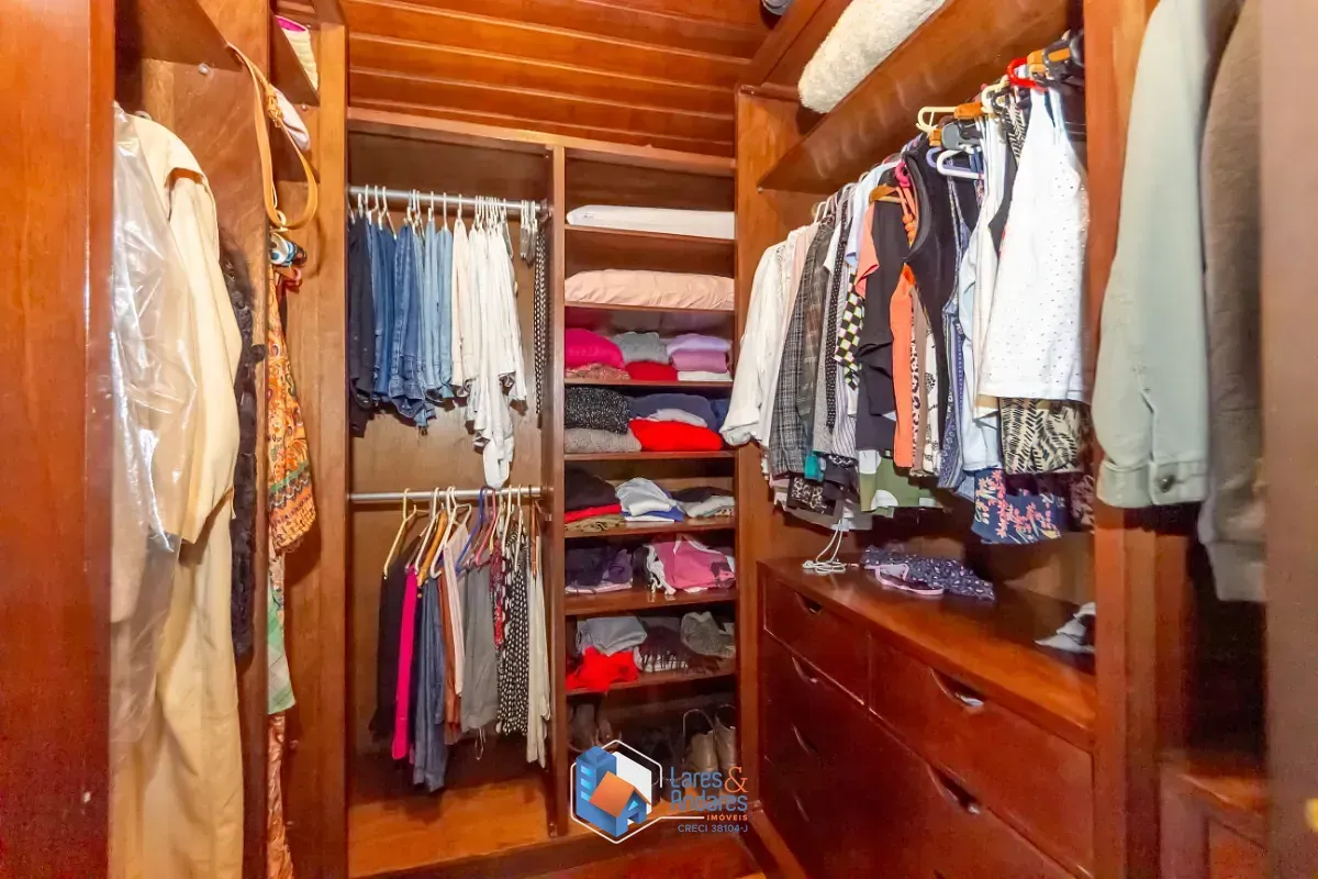 Imagem Casa de vila para venda em Vila Elvira com 3 quartos, sendo 1 suíte, 150m²