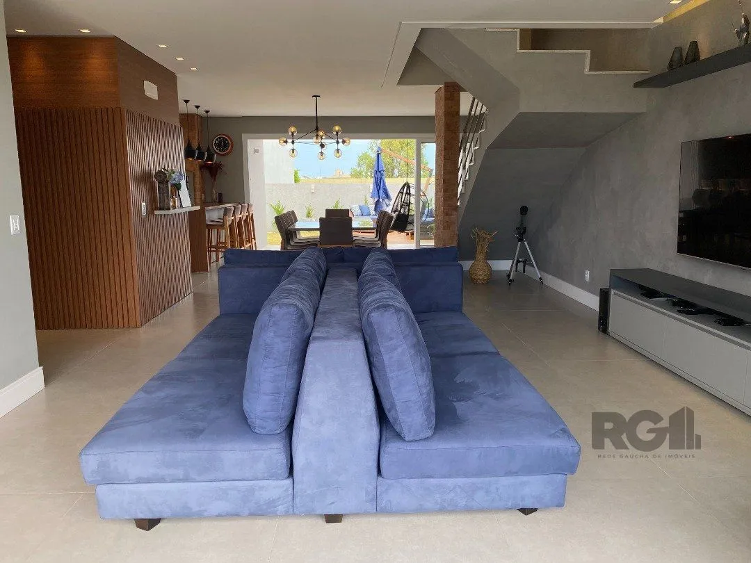Imagem Casa de Condomínio em Atlântida Sul