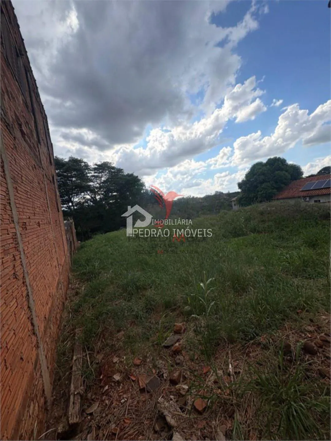 Imagem Lote/Terreno de 609m² no bairro Vila Mamedina, em Lençóis Paulista
