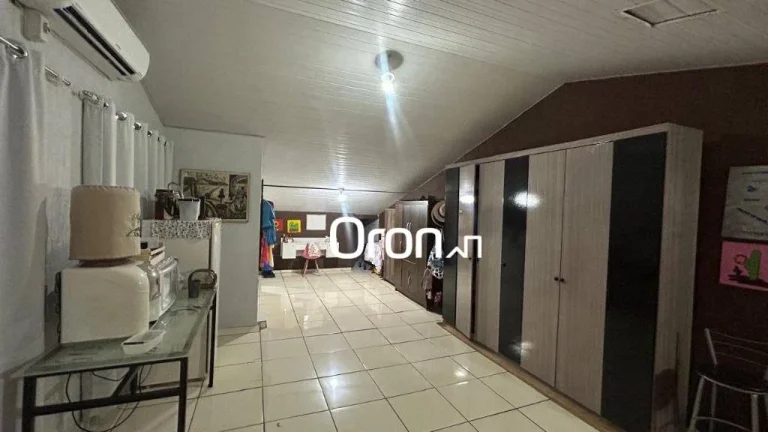 Imagem Sobrado à venda, 300 m² por R$ 699.000,00 - Moinho dos Ventos - Goiânia/GO