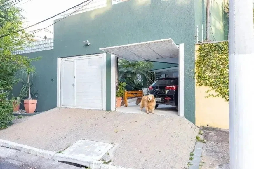 Imagem Casa para Venda em São Paulo, Alto de Pinheiros, 3 dormitórios, 1 suíte, 2 banheiros, 4 vagas