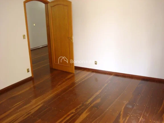 Imagem Venda , casa , Alto Taquaral , em Campinas 
Zoneamento ZM 1 .
Imóvel de Alto Padrão no Parque Taqu...