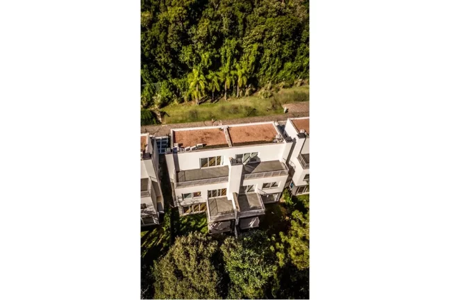 Imagem Casa em Condomínio para venda no bairro Pedra Redonda em Porto Alegre