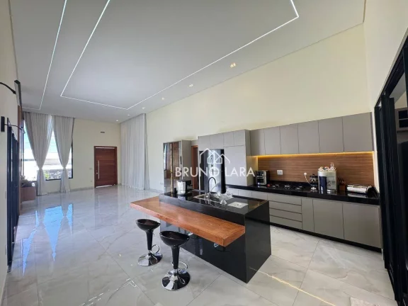 Imagem Casa á venda / Condomínio Gran Royalle