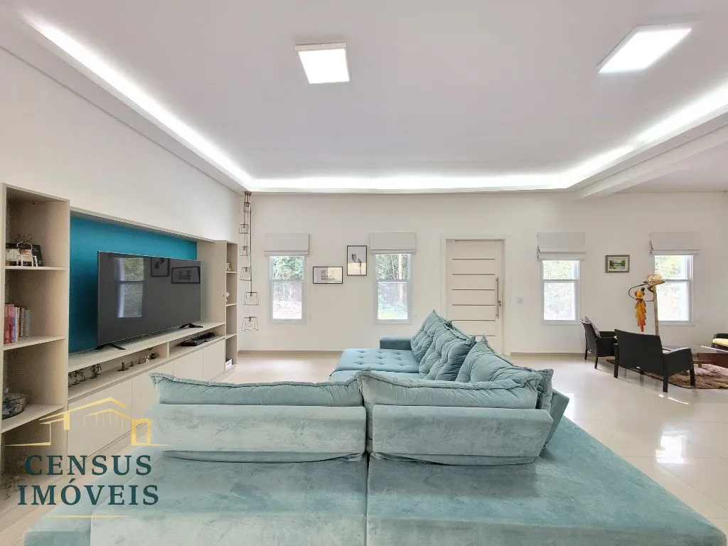 Foto do imóvel: Imperdível: Casa em Condomínio à Venda em Vinhedo-SP, 3 Quartos, 1 Suíte, 3 Salas, 3 Banheiros, 5 Vagas e 253m²! em Condomínio Vale da Santa Fé