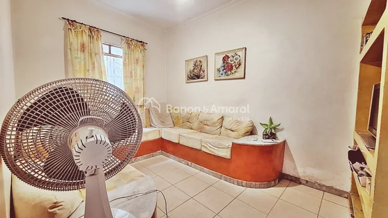 Imagem Casa a venda no Parque Alto Taquaral em Campinas!

Casa localizada no Bolsão de segurança do Alto ...