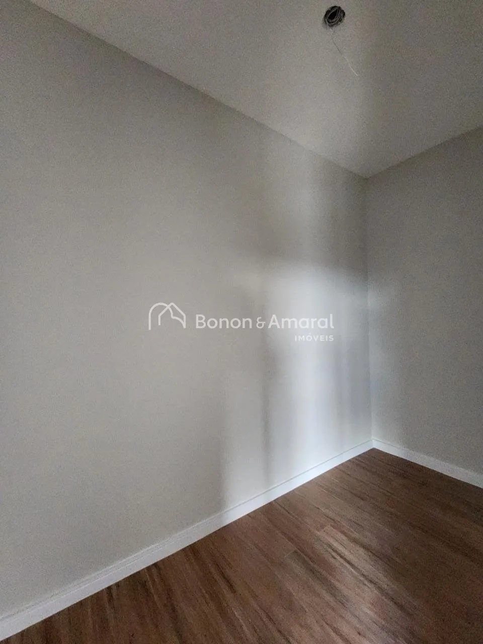 Imagem Sobrado para venda no Residencial Saint Moritiz na cidade de Paulínia/SP