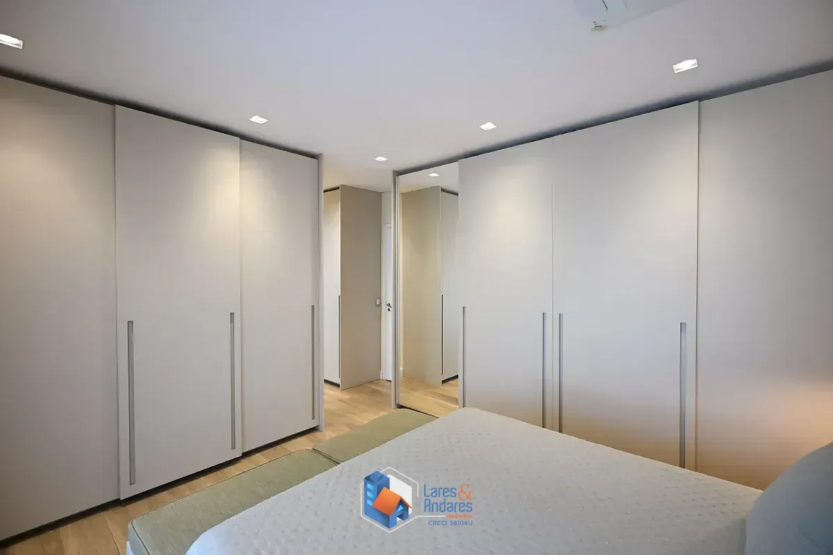 Imagem Apartamento para venda em Campo Belo com 4 quartos, sendo 3 suítes, 186m²
