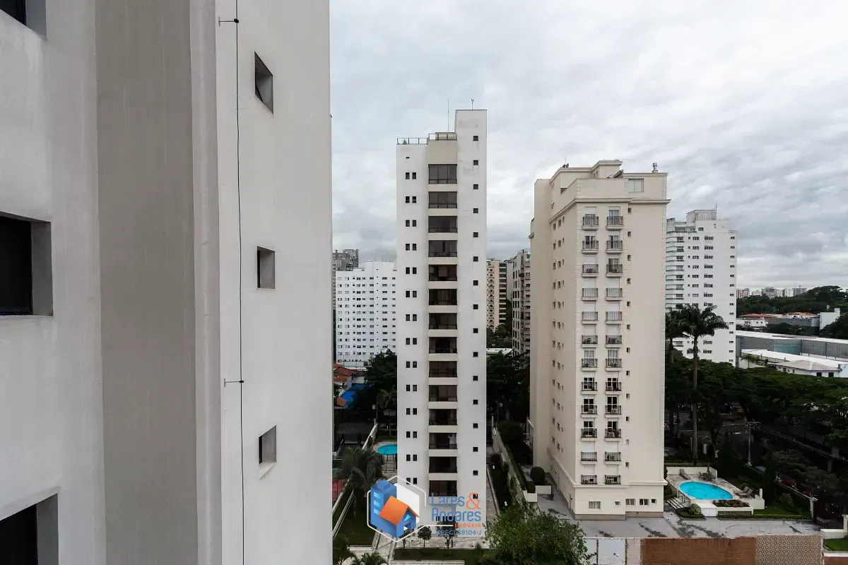 Imagem Apartamento para venda em Moema com 4 quartos, sendo 3 suítes, 164m²
