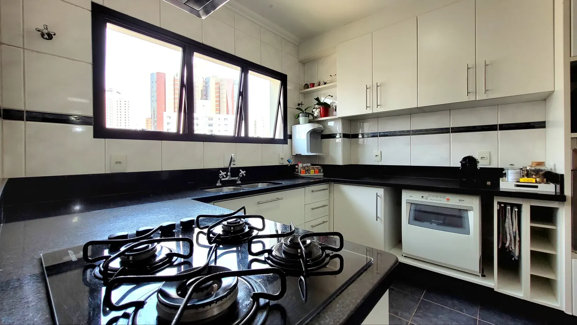 Imagem Apartamento com 4 Quartos à Venda, 156 m² em Vila Bastos - Santo André