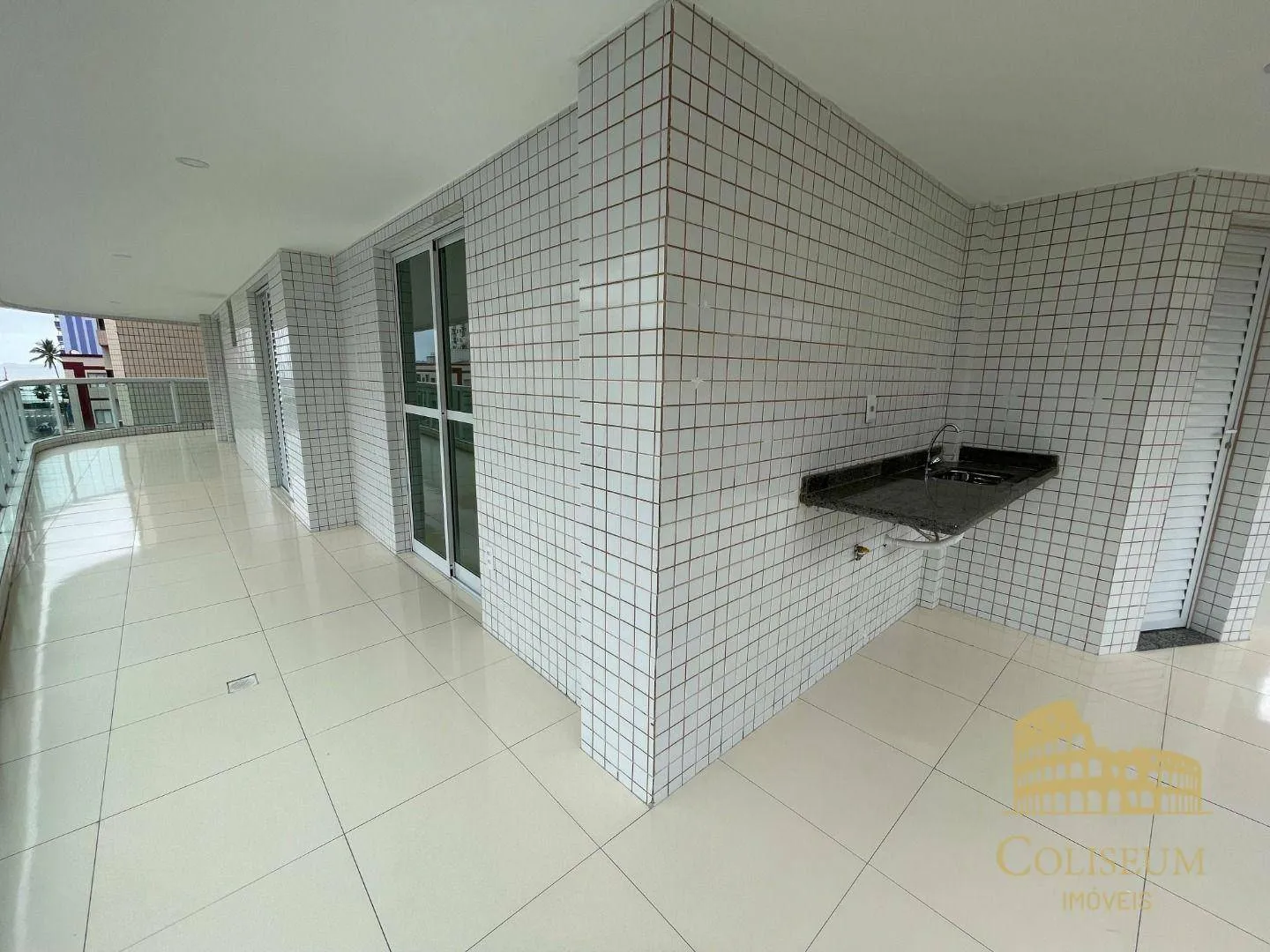 Imagem Apartamento com 3 dormitórios para alugar, 163 m² por R$ 5.000,00/ano - Tupi - Praia Grande/SP