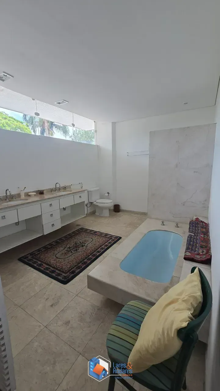 Imagem Sobrado para venda em Santo Amaro com 4 quartos, sendo 4 suítes, 682m²