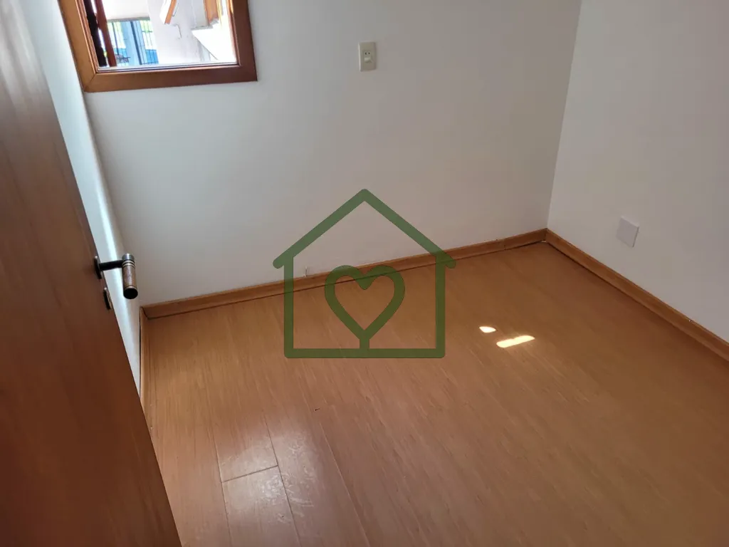 Imagem Apartamento "estilo" casa suspensa, amplo sacadão c/ churrasqueira, estar c/ lareira, jantar, banca...